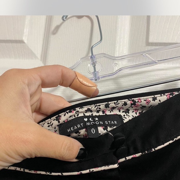Black Pleated Skirt heart moon star vintage Y2K - Picture 2 of 2
